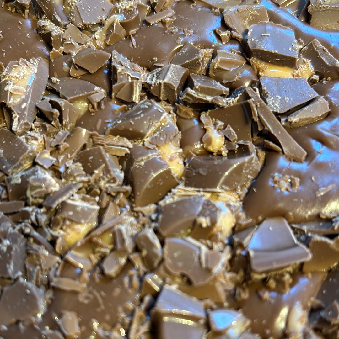 Creme egg fudge