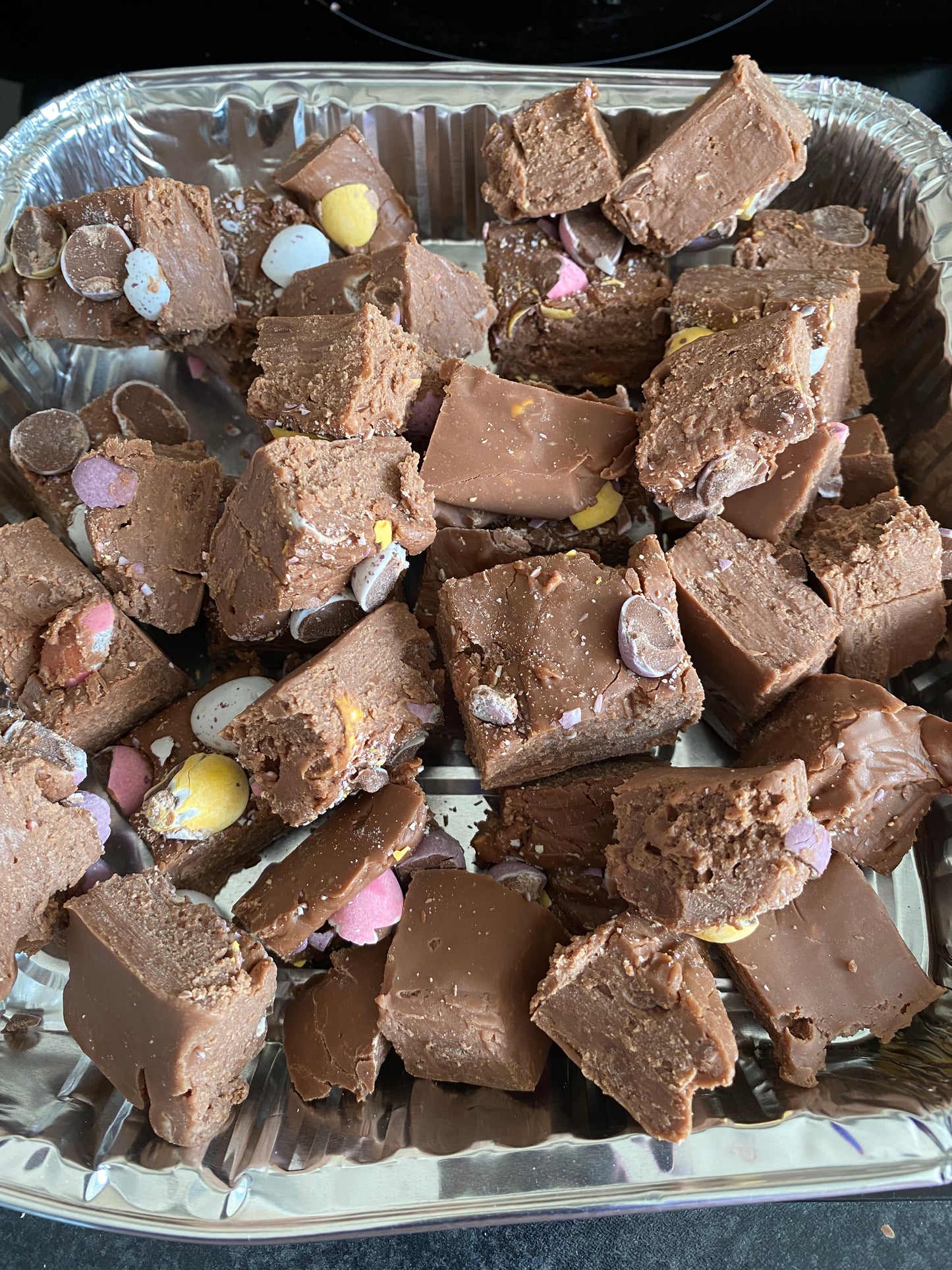 Mini egg fudge