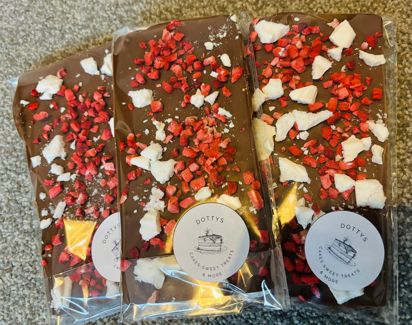 Eton mess chocolate bars