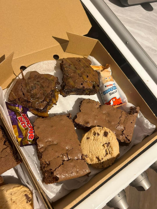 Brownie box of 6