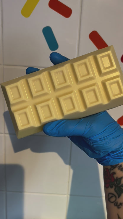 Large salted caramel bar
